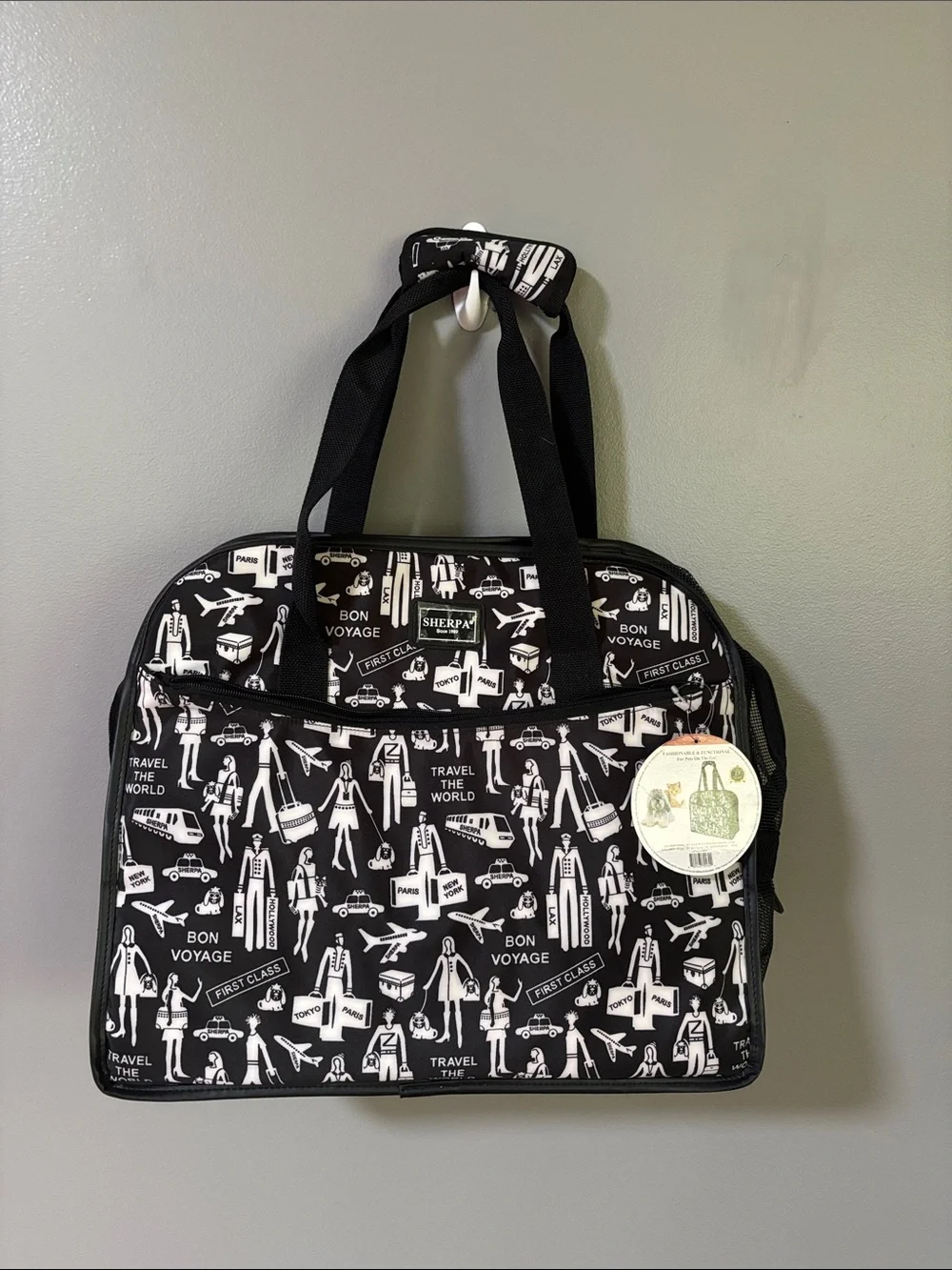 Pet carrier NWT